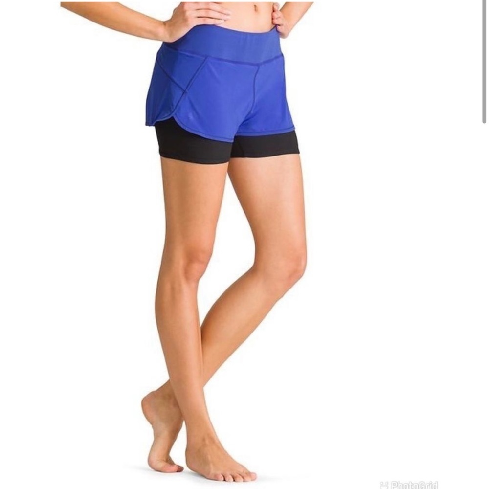 Athleta 2 In 1 Pulse Shortie Shorts In Blue, Size Small